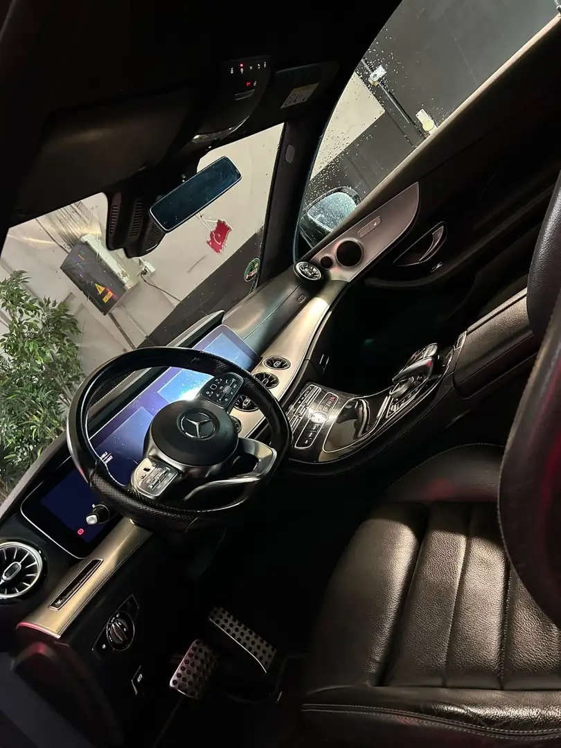 Mercedes-Benz 220 - 1