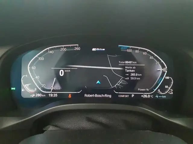 BMW X3 view 11
