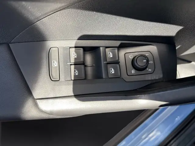 Volkswagen T-Cross view 15