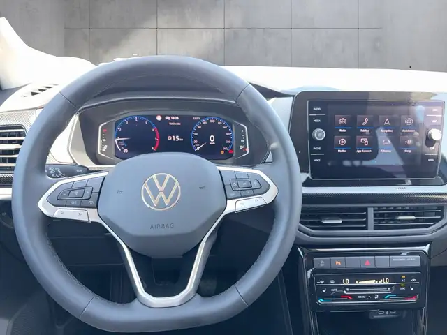 Volkswagen T-Cross view 10