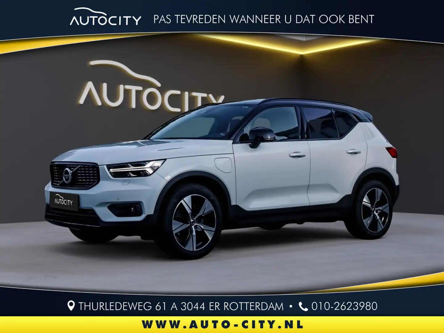Volvo XC40 T5 Recharge R-Design Plug-In Pano l Trekhaak l Win Blanc - 1