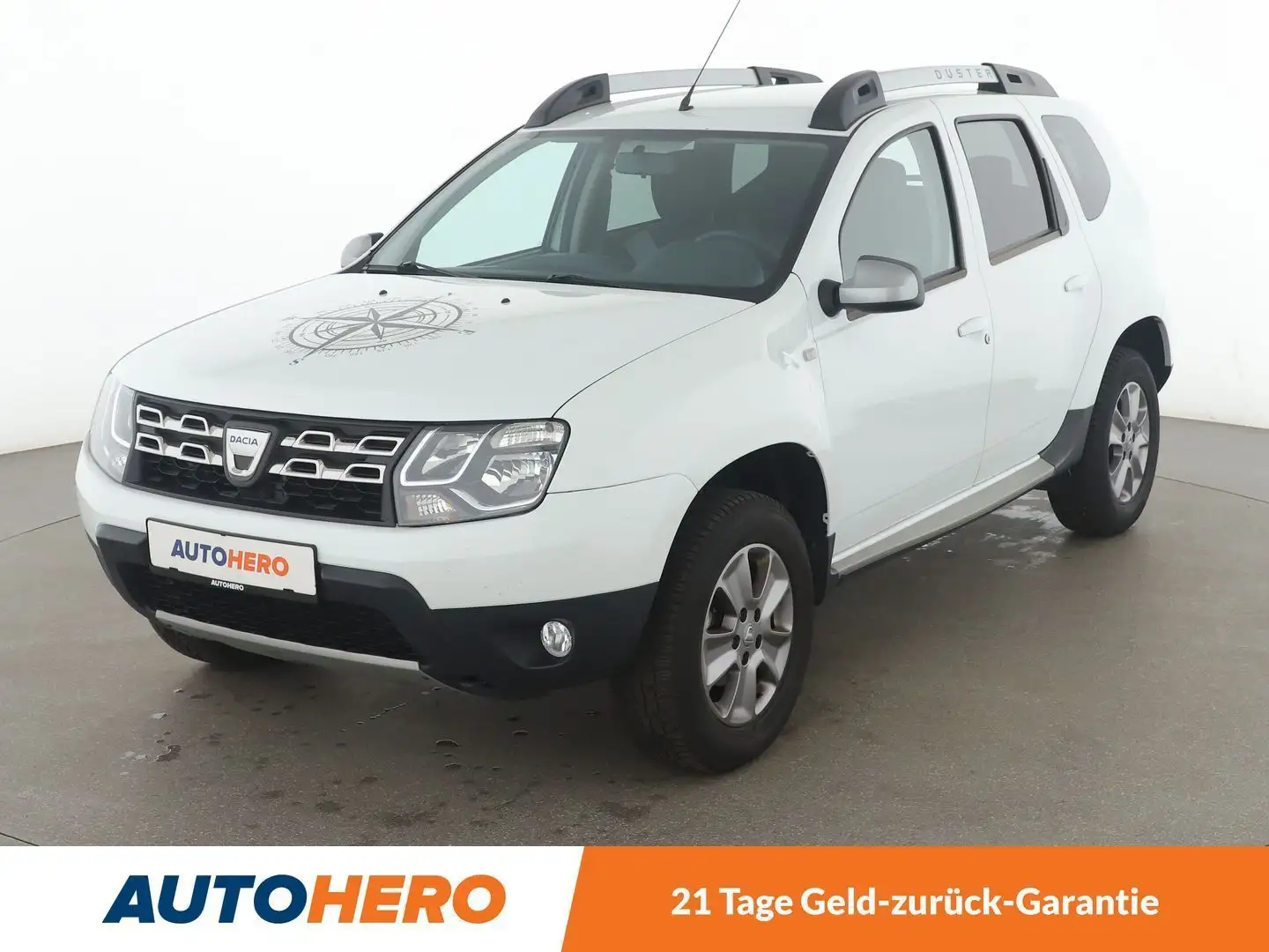 Dacia Duster 1.6 SCe Laureate 4x2 *NAVI*PDC*AHK*KLIMA* Weiß - 1
