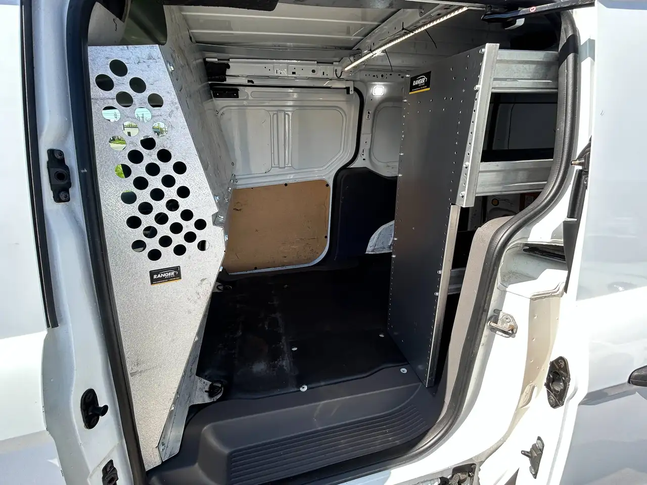 Ford Transit Connect снимка Ford Transit Connect