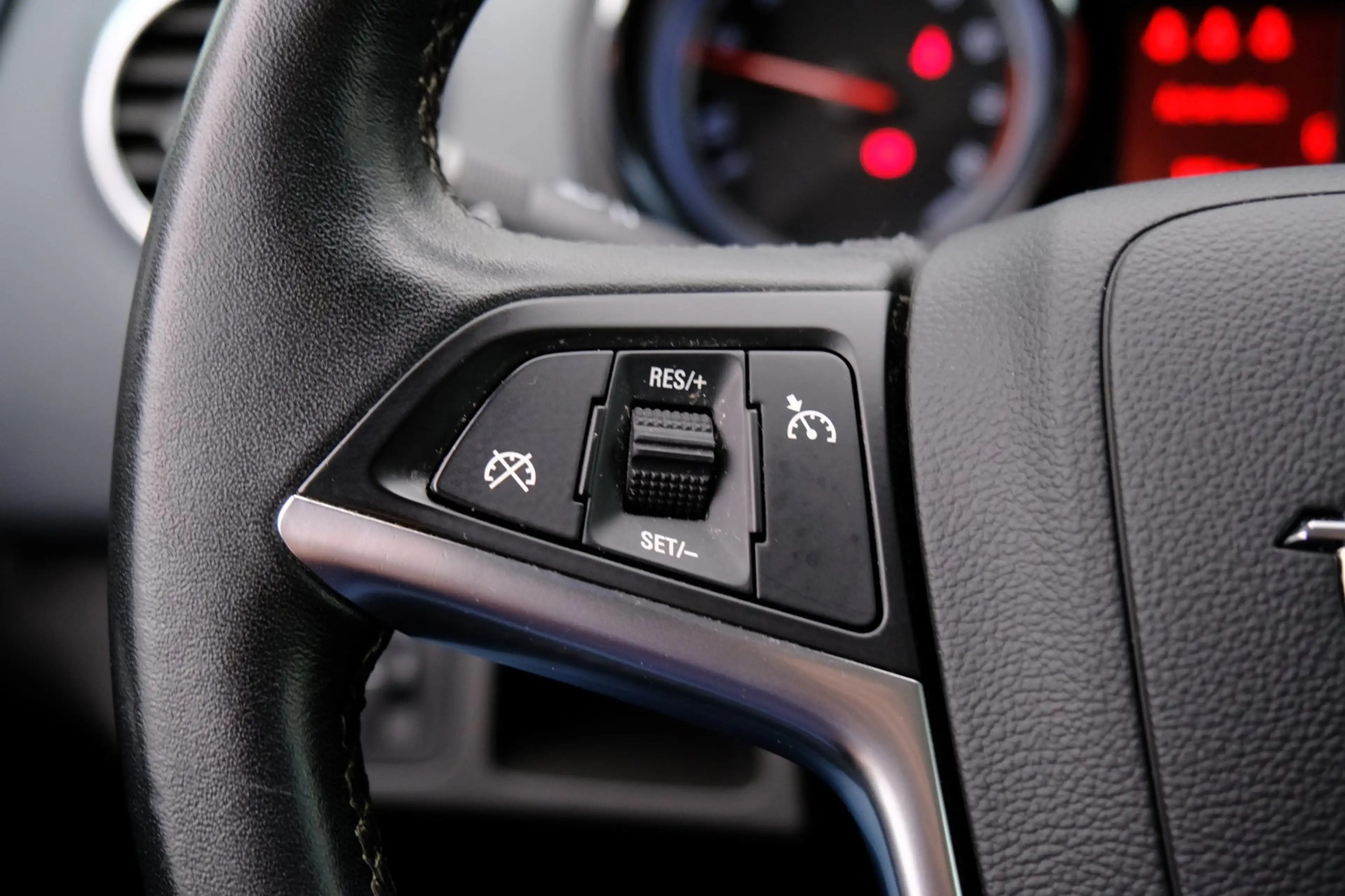 Opel Meriva 1.4 Turbo Anniversary Edition Navi|Half Leder|Crui — photo 22