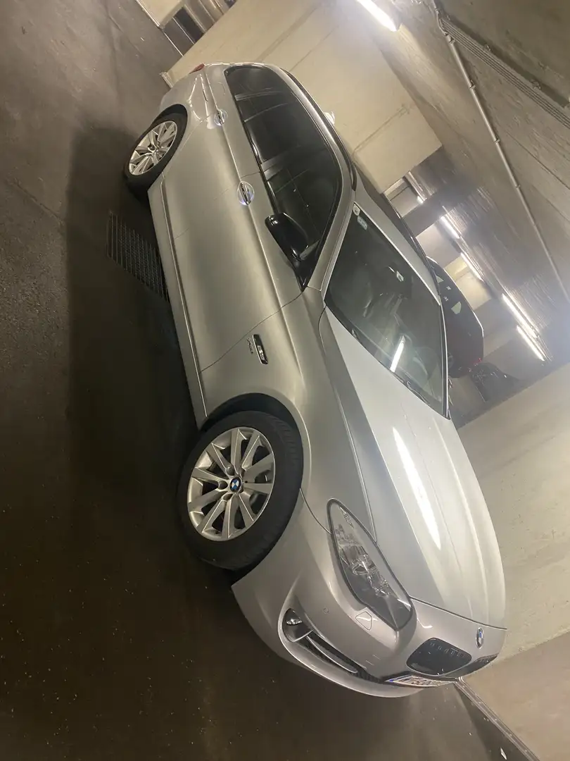 BMW 530 530d xDrive Touring Österreich-Paket Aut. - 2