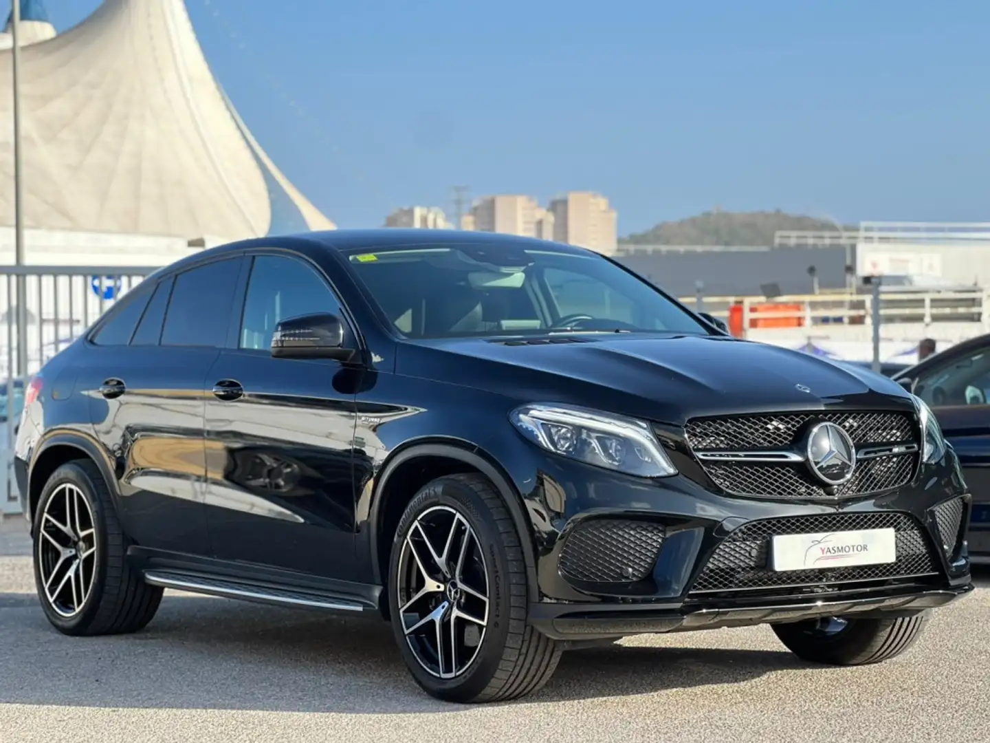 Mercedes-Benz GLE 43 AMG Coupé 4Matic Aut. Schwarz - 1