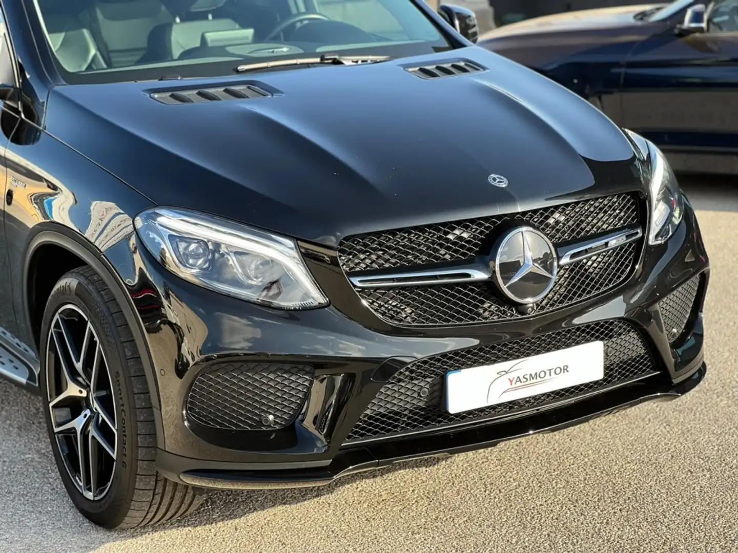 Mercedes-Benz GLE 43 AMG Coupé 4Matic Aut. Schwarz - 2