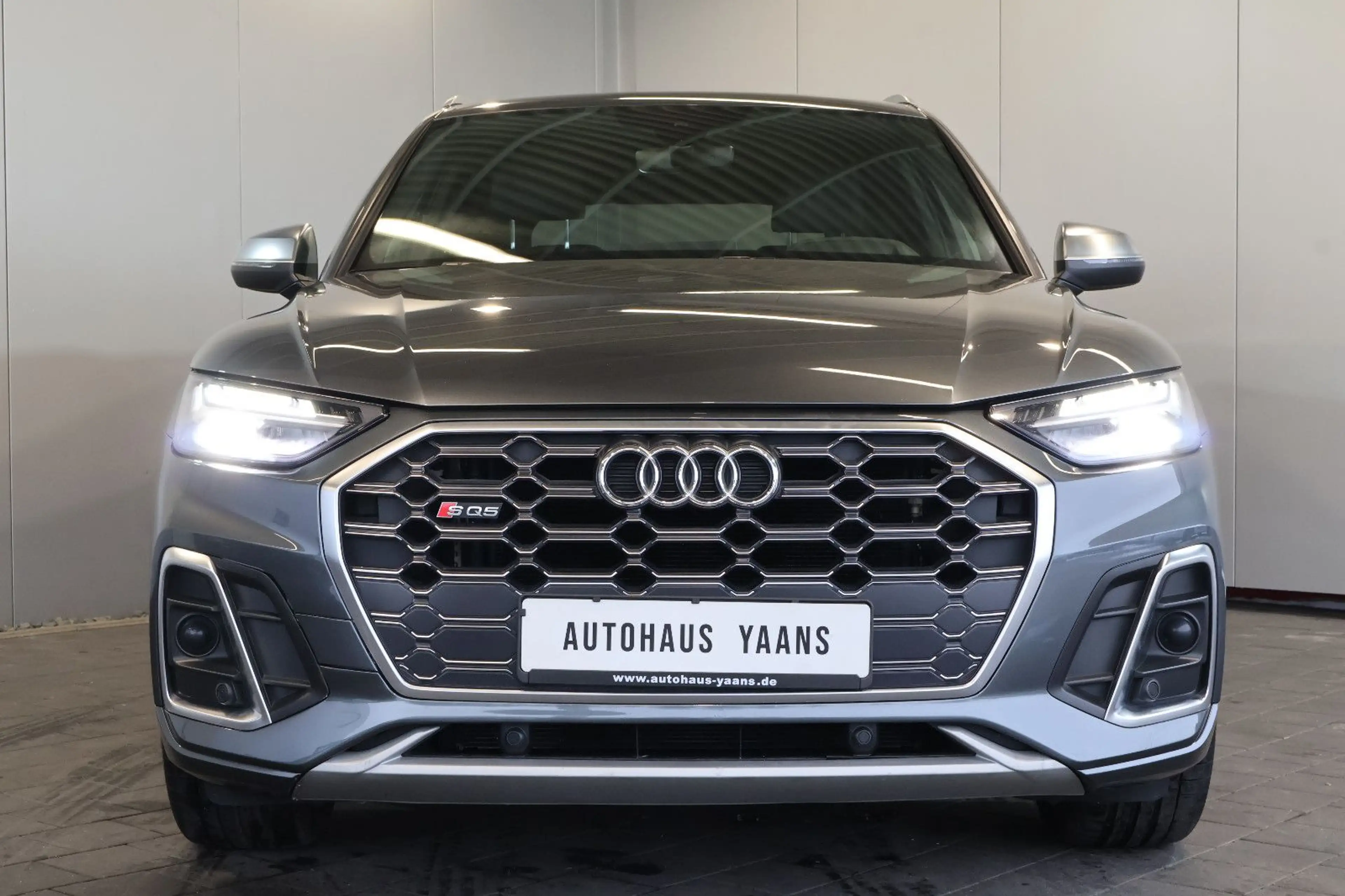 Audi SQ5 Sportback 3.0 TDI q. HUD+VIRTUAL+KEY+21"+AHK — photo 2