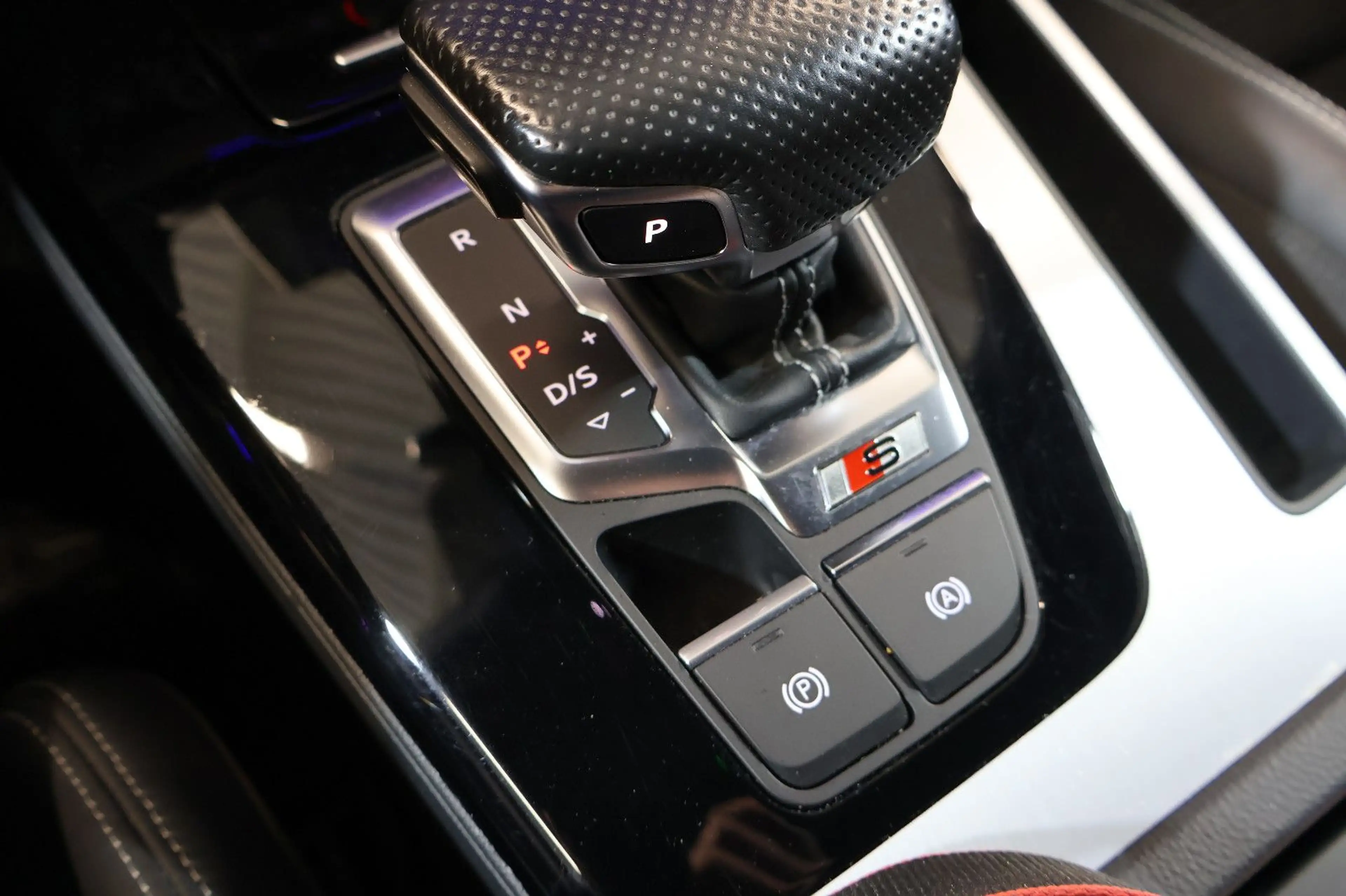 Audi SQ5 Sportback 3.0 TDI q. HUD+VIRTUAL+KEY+21"+AHK — photo 15