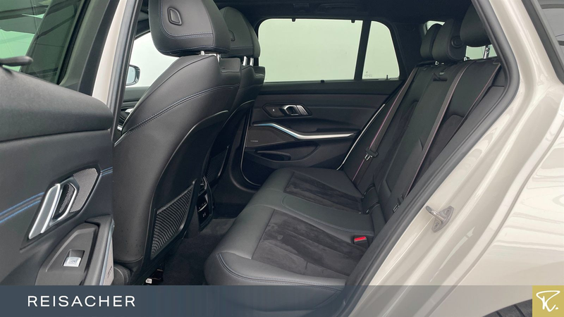 BMW 330 e A xDrive Tou M-Sport PRO,Pano,AHK,360° — photo 8