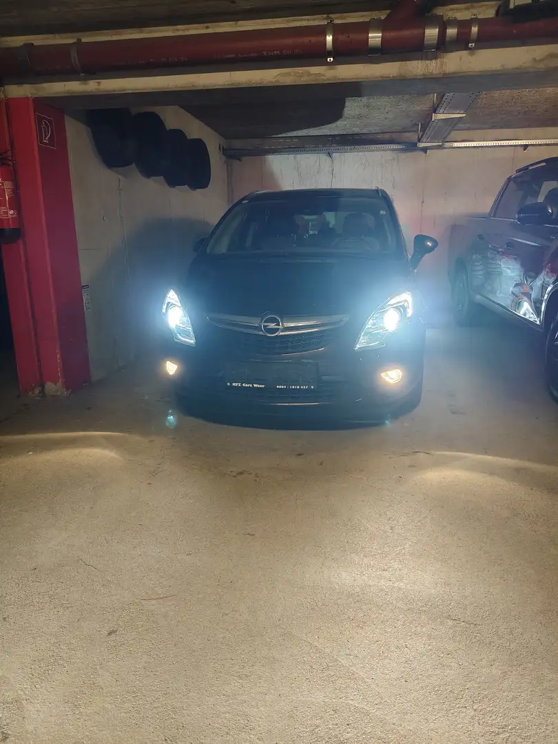 Opel Zafira Tourer 2,0 CDTI Ecotec Edition - 1