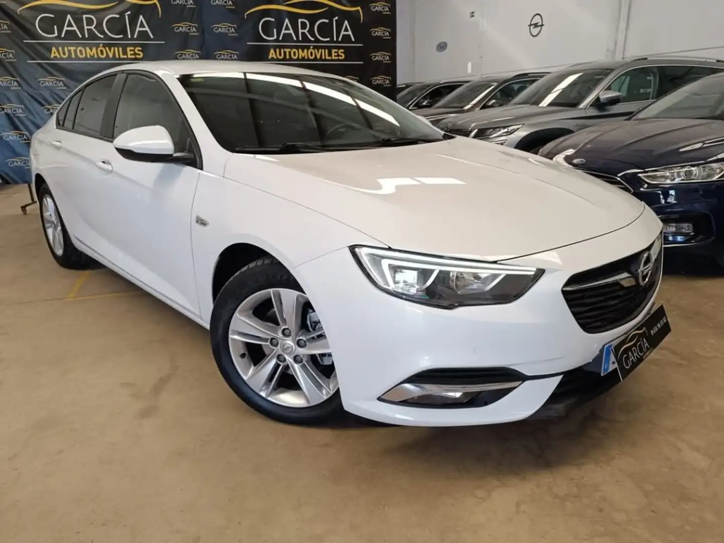 Opel Insignia 1.6CDTI ecoF. S&S Excellence 136 Wit - 2