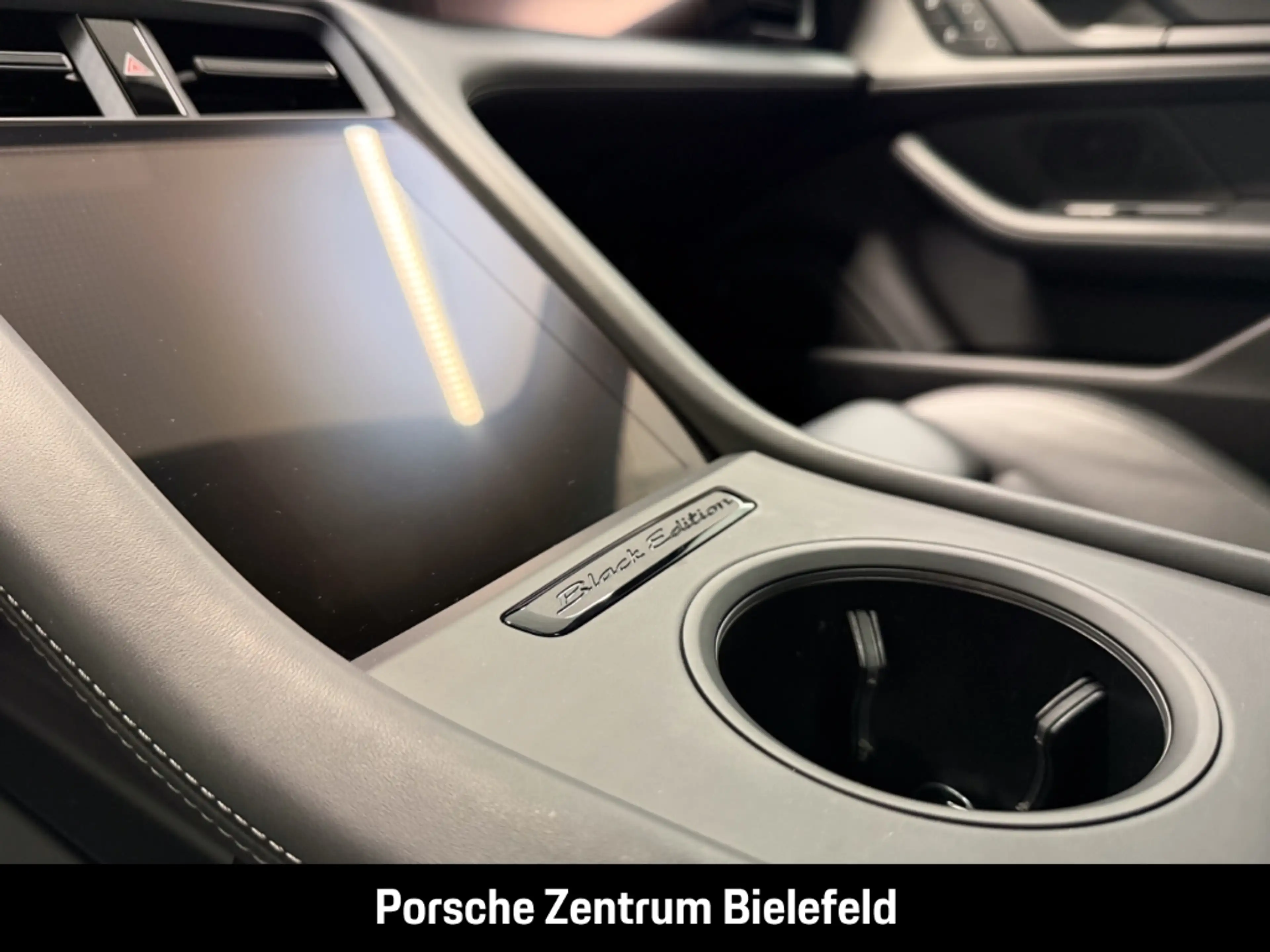 Porsche Taycan Black Edition — photo 23