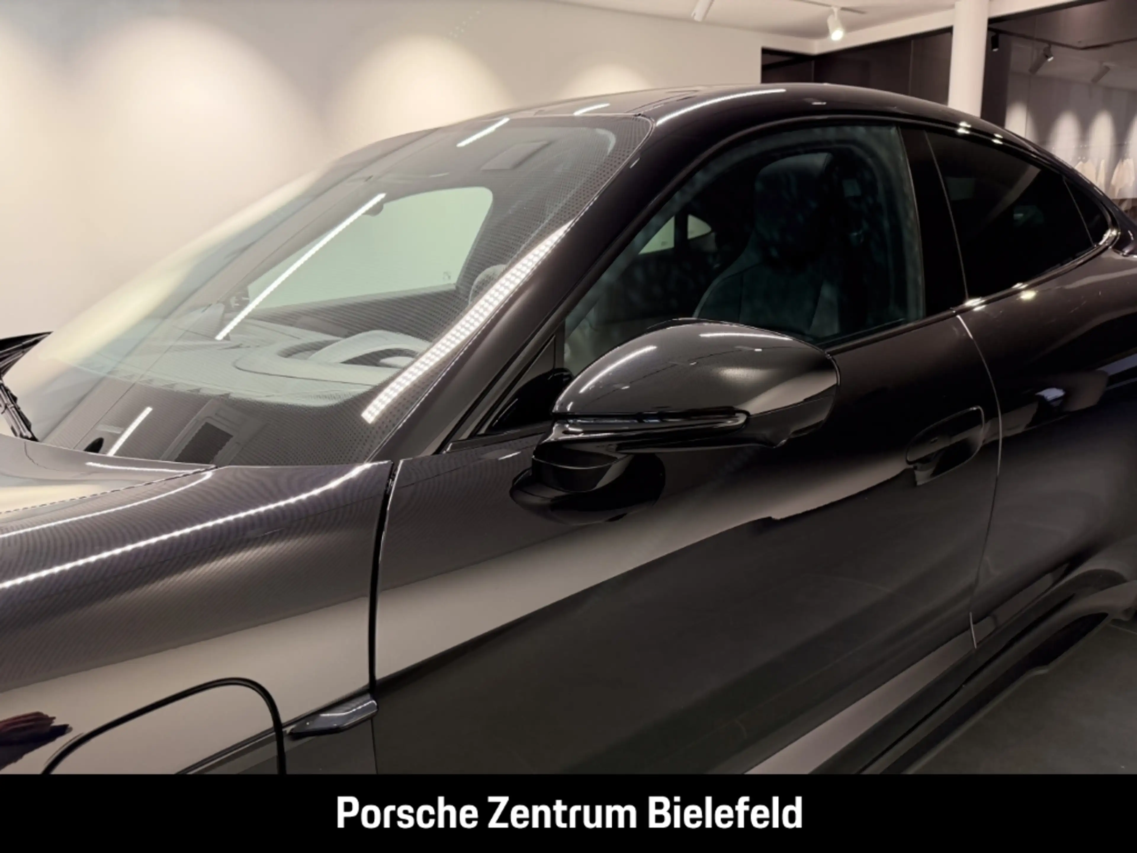 Porsche Taycan Black Edition — photo 14