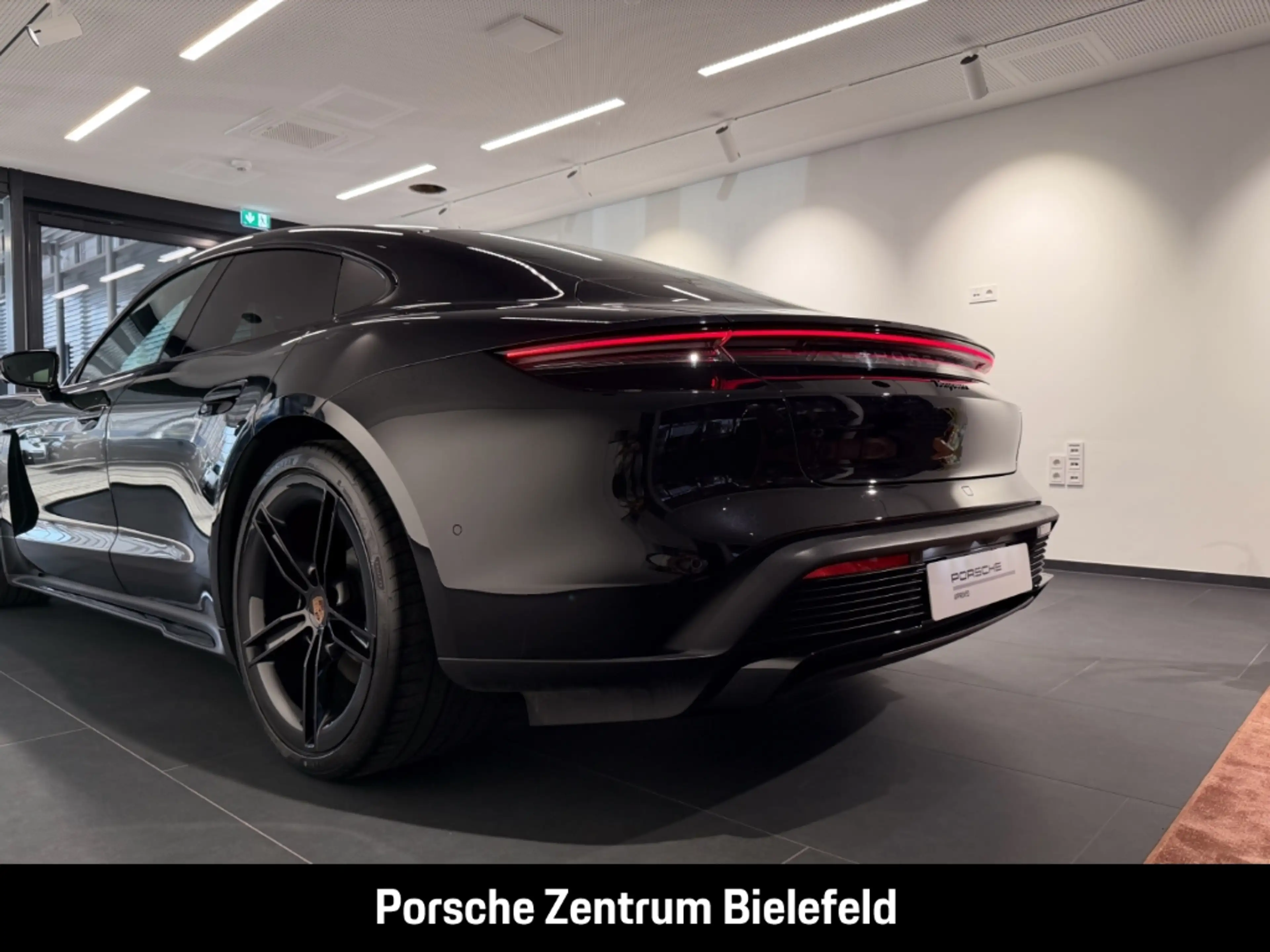Porsche Taycan Black Edition — photo 15