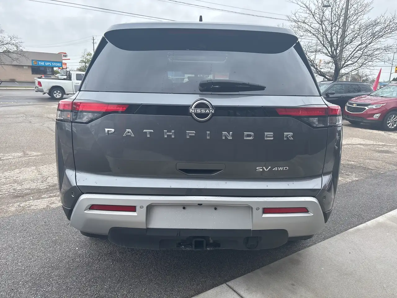 Nissan Pathfinder снимка Nissan Pathfinder