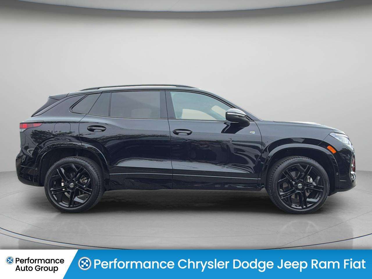 2026 Volkswagen Tiguan Comfortline R-Line Black Edition | AWD | Pano Roof — photo 1