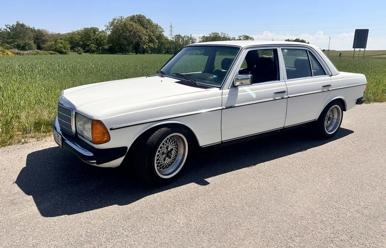 Mercedes-Benz E 250 Klima Alufelgen Tüv Neu, foto 1