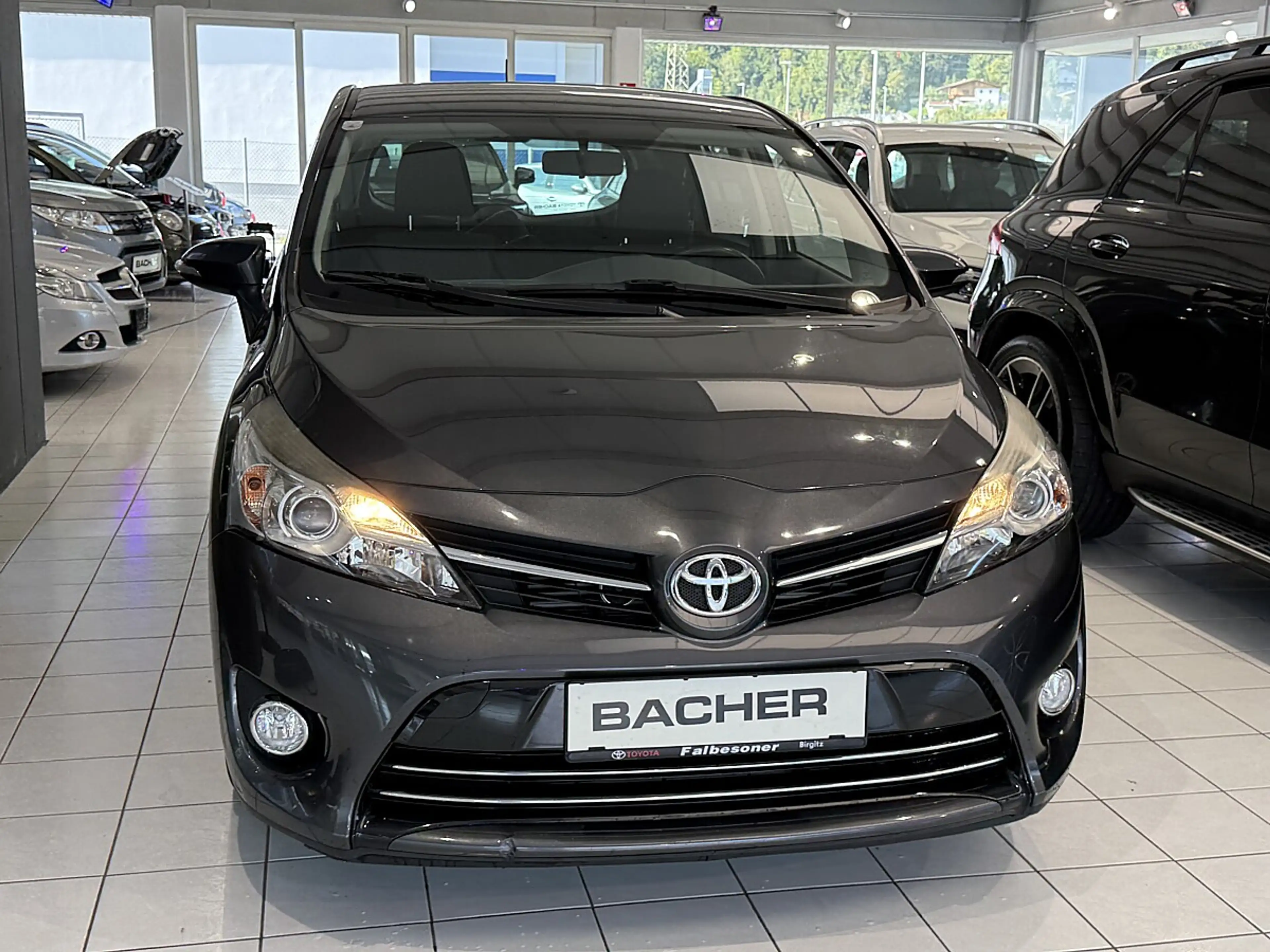 Toyota Verso 1,6 D-4D Young - nur für Händler oder Bastler — photo 12