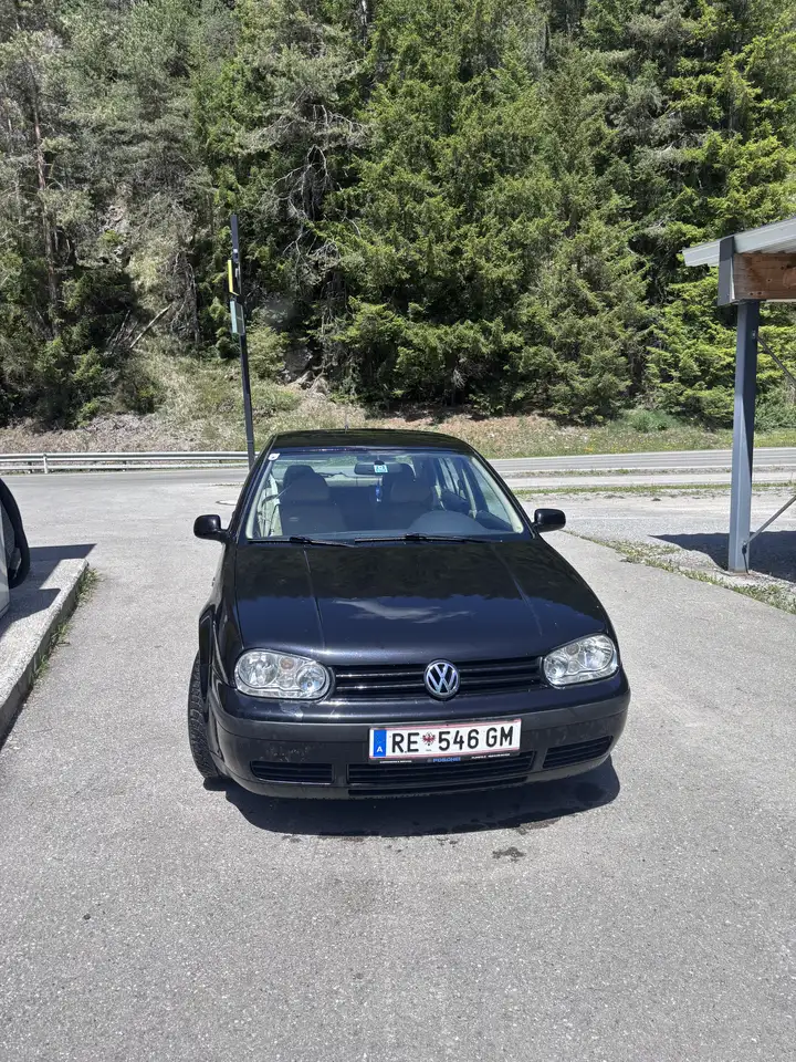 Volkswagen Golf Comfortline, foto 1