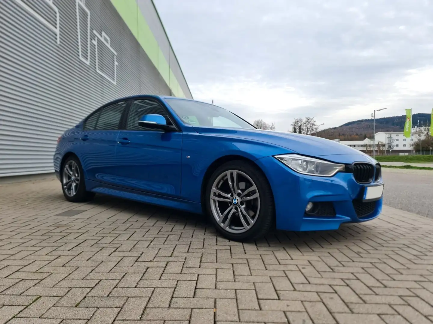 BMW 316 316d Aut. M-Paket Blau - 1