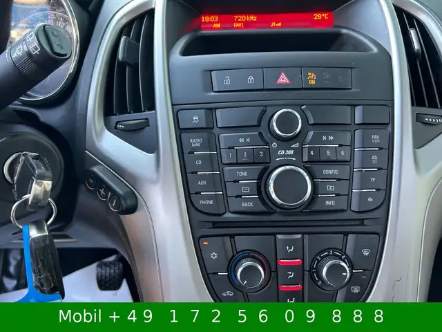 Opel Astra view 12