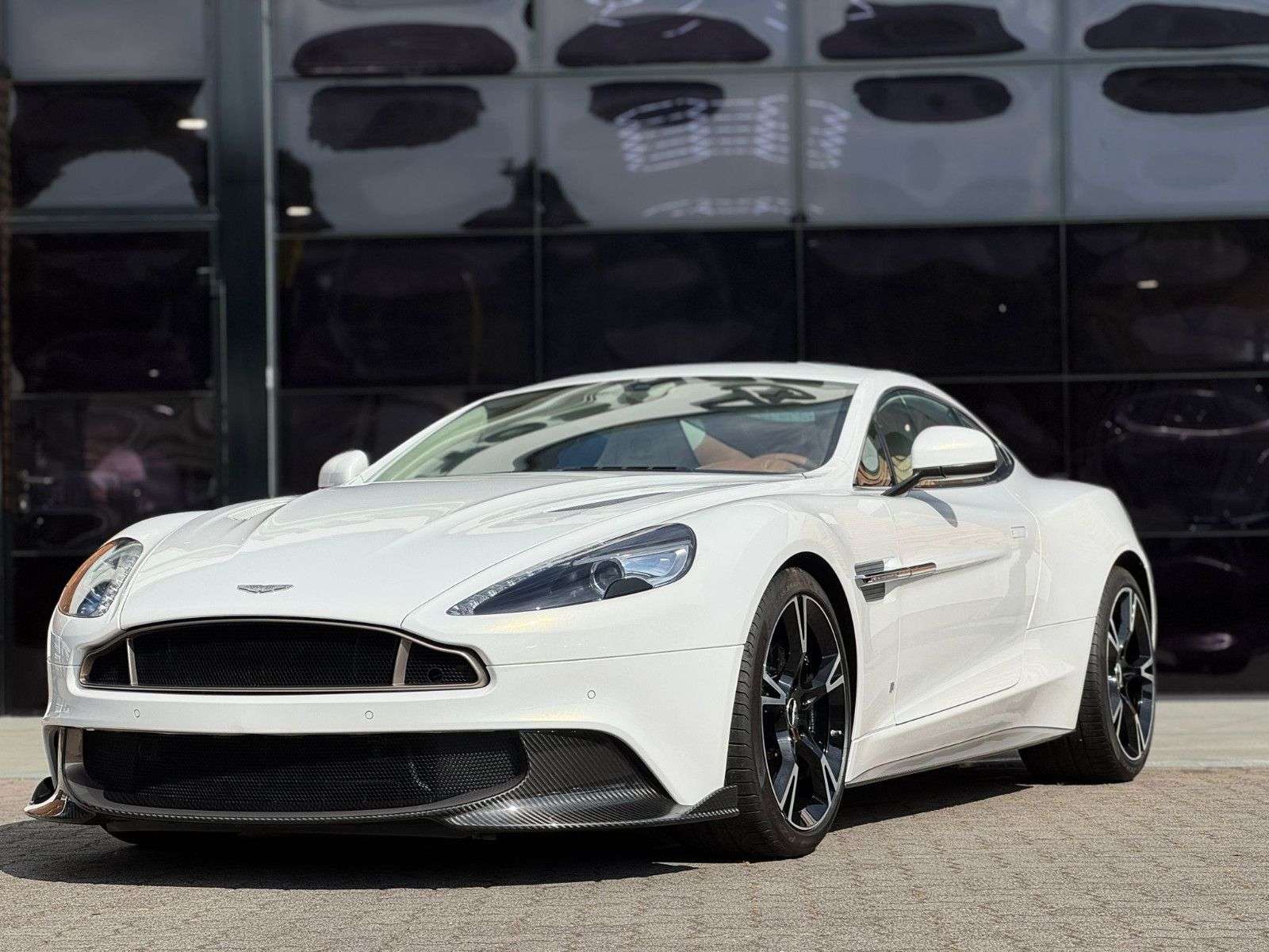 Second hand Aston Martin Vanquish 6.0