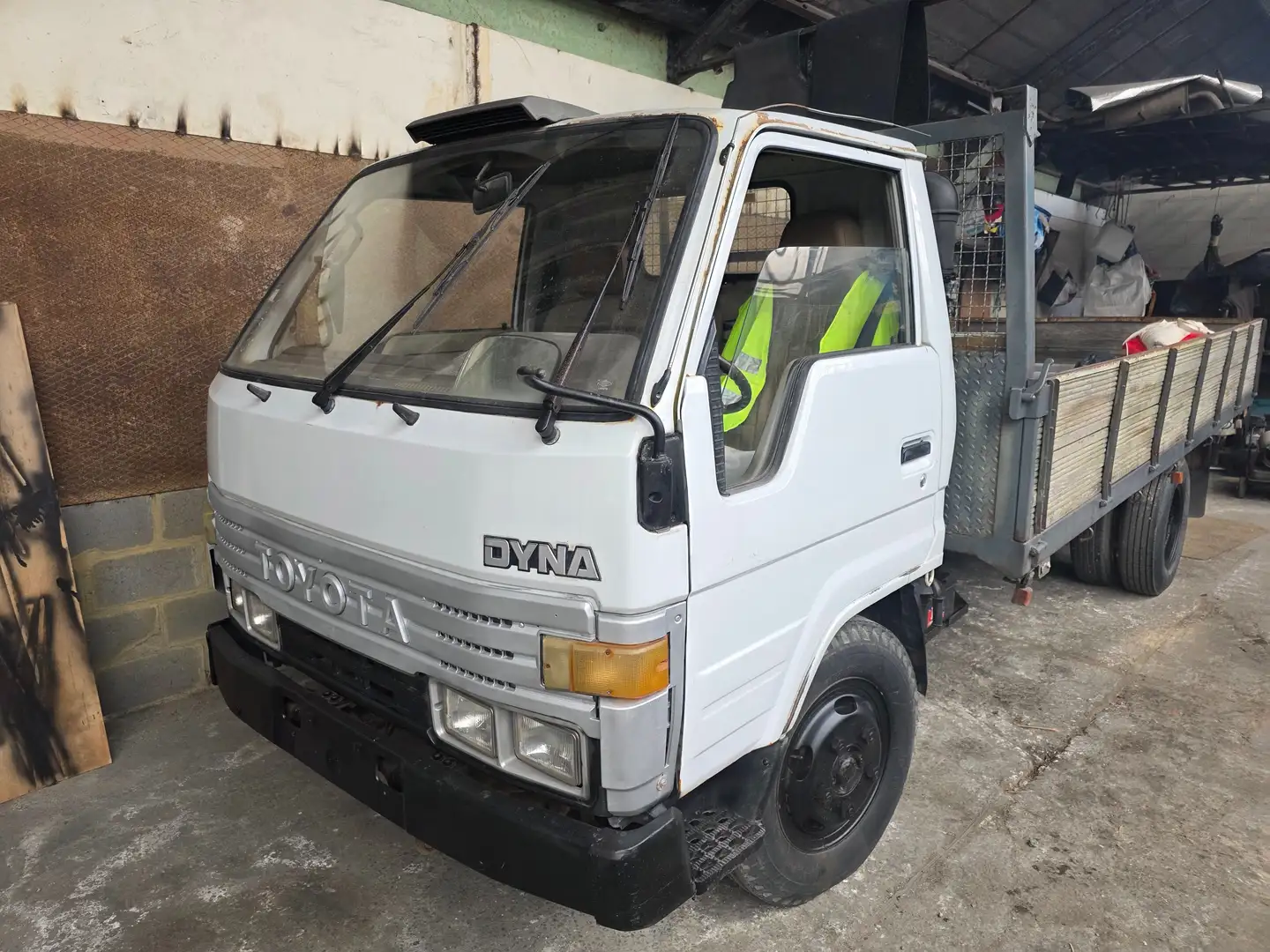 Toyota Dyna Dyna 250 (BU84L) MDDTW 6.2 - Moteur 11B Rosso - 1