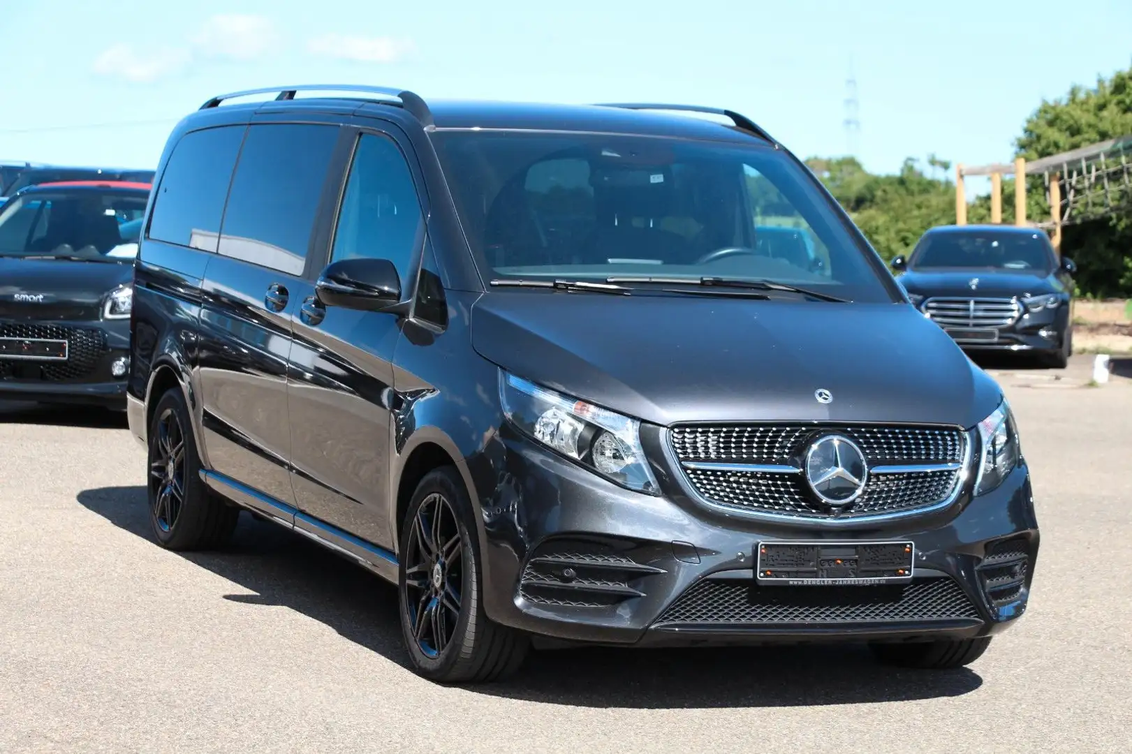Mercedes-Benz V 220 d L PANO*NIGHT*AHK*LIEGE EDITION AMG Line Gris - 1