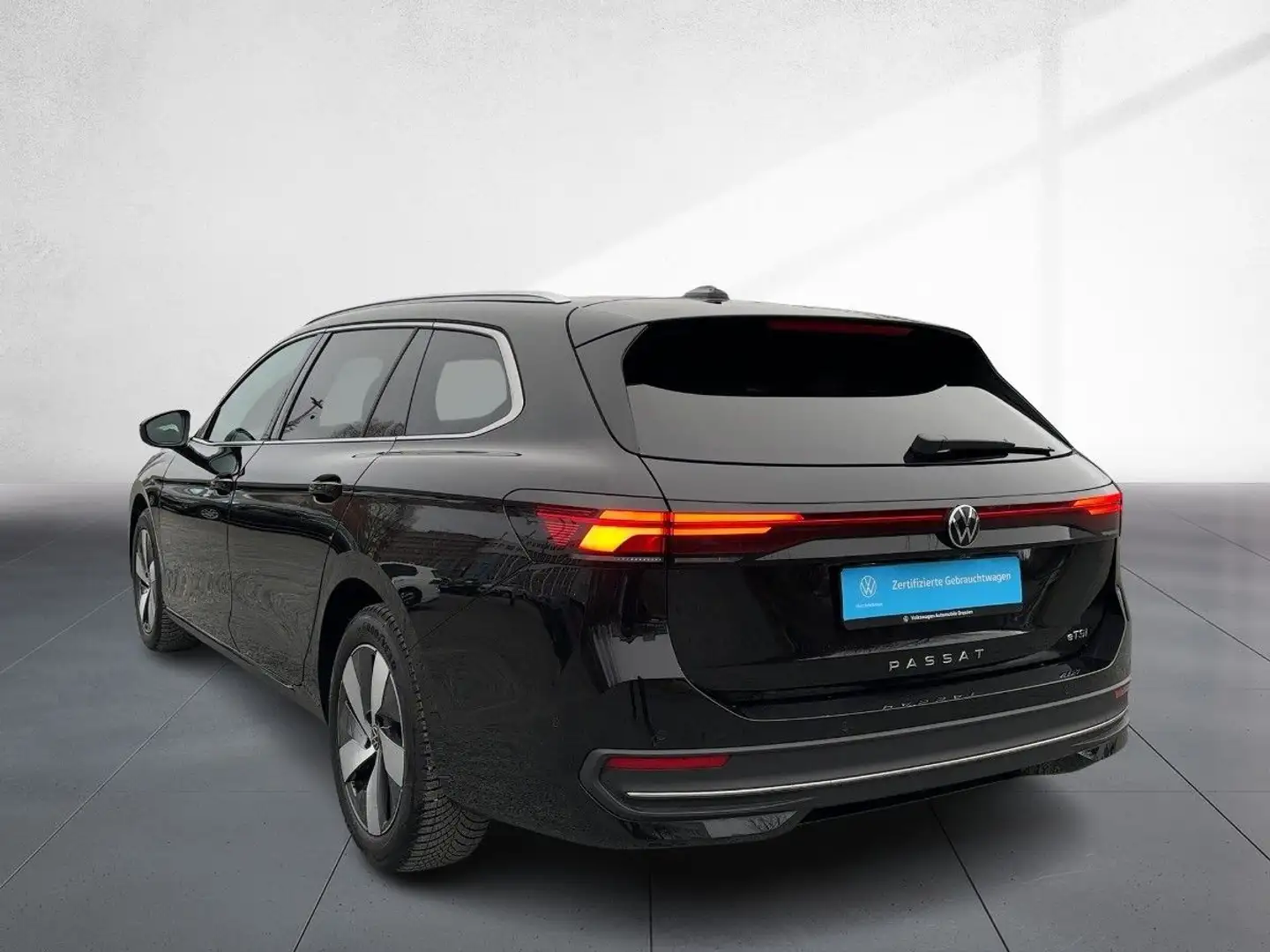 Volkswagen Passat Variant Business 1.5 eTSI DSG LED DCC KAM Schwarz - 2