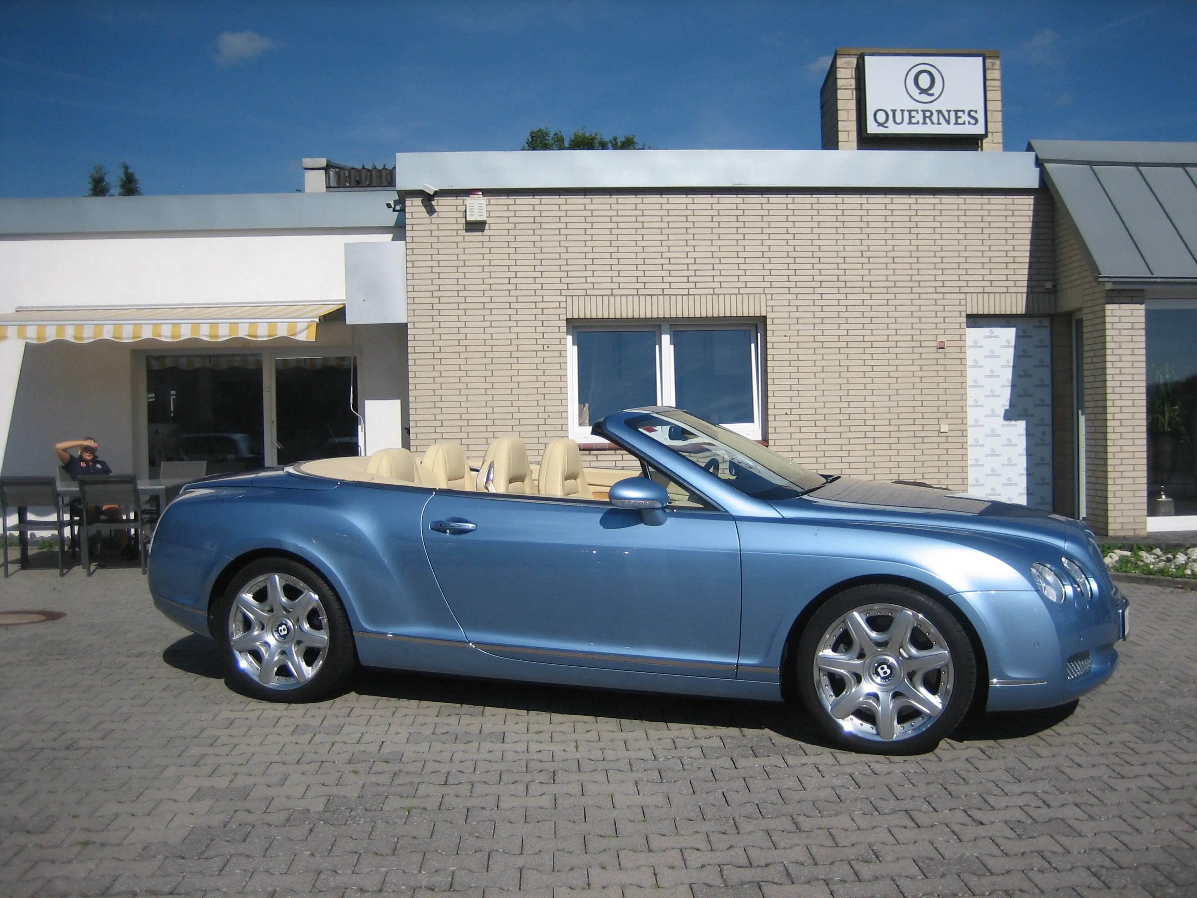Bentley Continental Continental GTC — photo 3