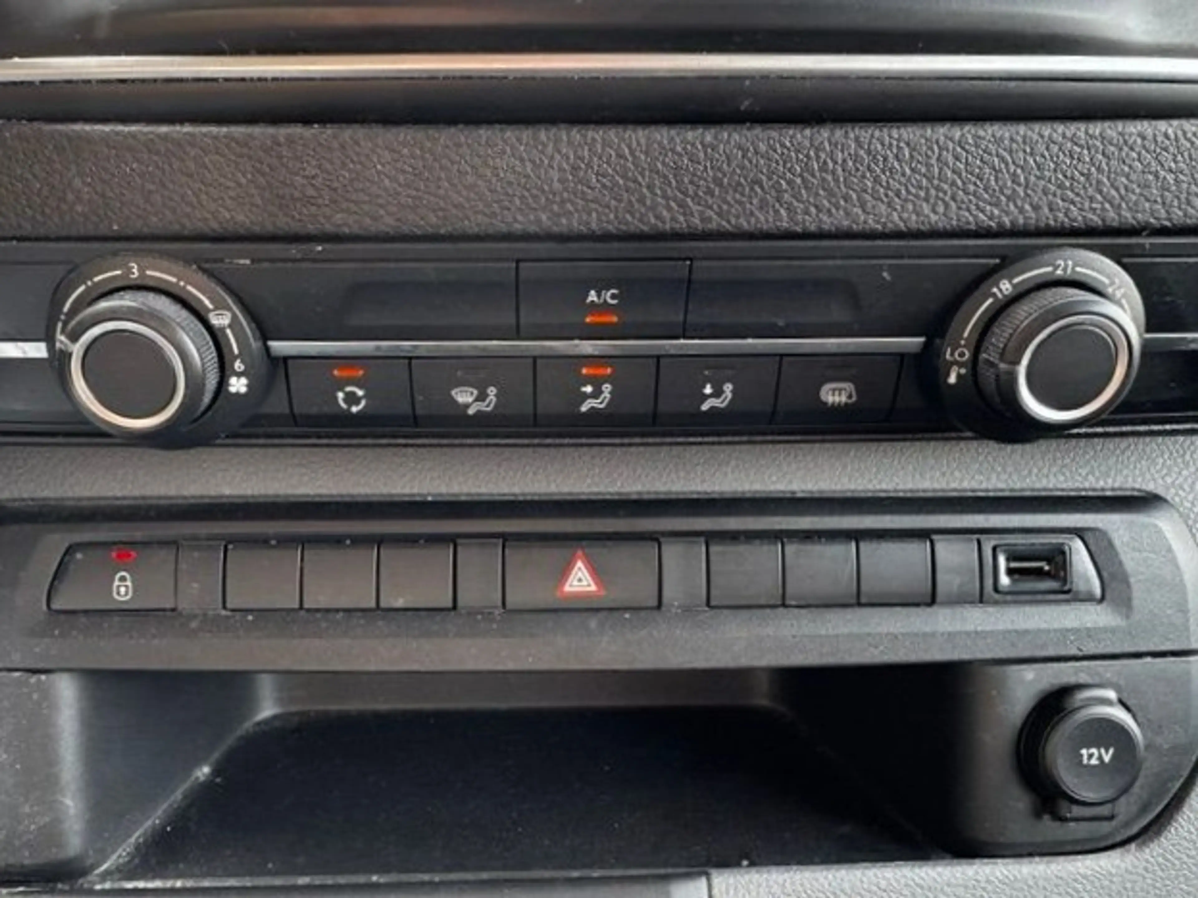 Peugeot Expert 2.0 BlueHDI 180pk Long Dubbel Cabine 6persoons Aut — photo 10