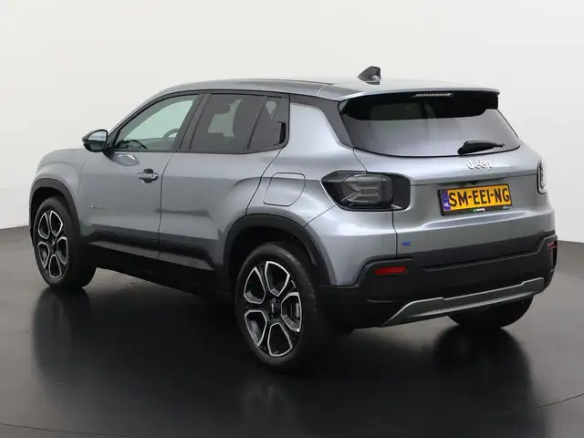 Jeep Avenger view 8