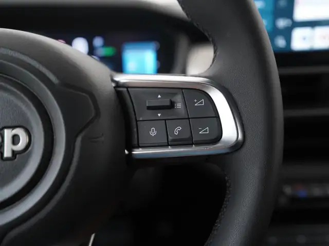 Jeep Avenger view 11