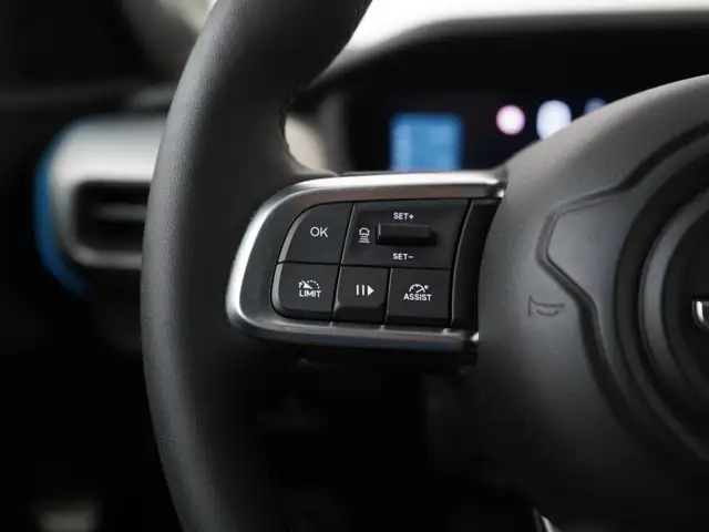 Jeep Avenger view 9