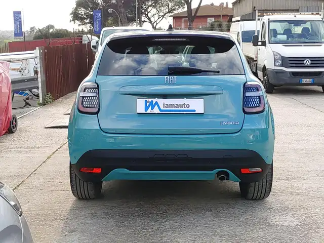 Fiat 600 view 5