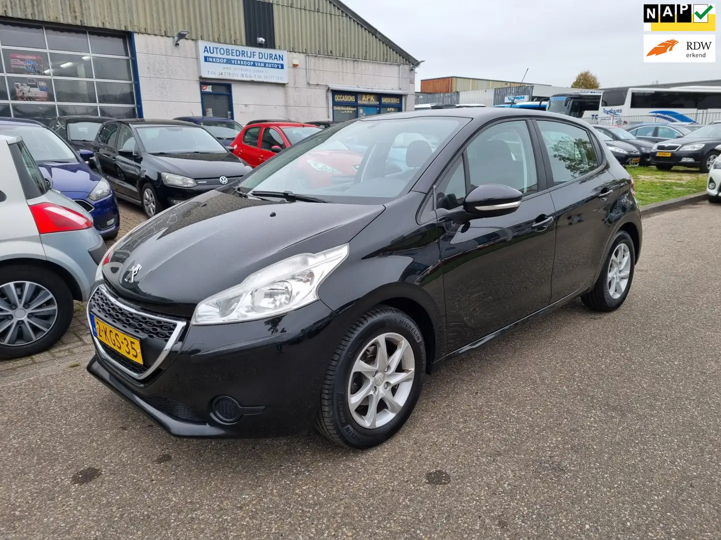 Peugeot 208 1.2 VTi Active 5-Drs Airco! Bj:2013 NAP! Noir - 1