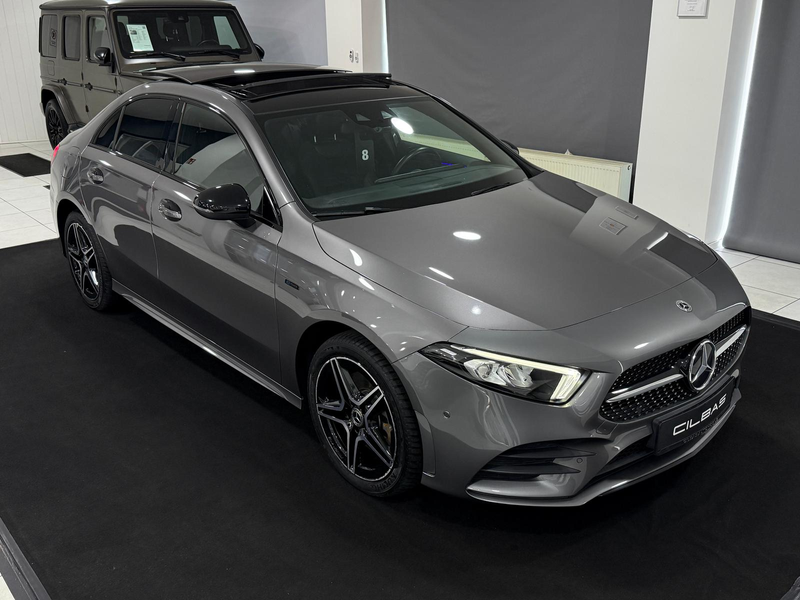Mercedes-Benz A 250 e 8G LIMO AMG-LINE*PANO*AMBI*NIGHT*LED*KAM — photo 4