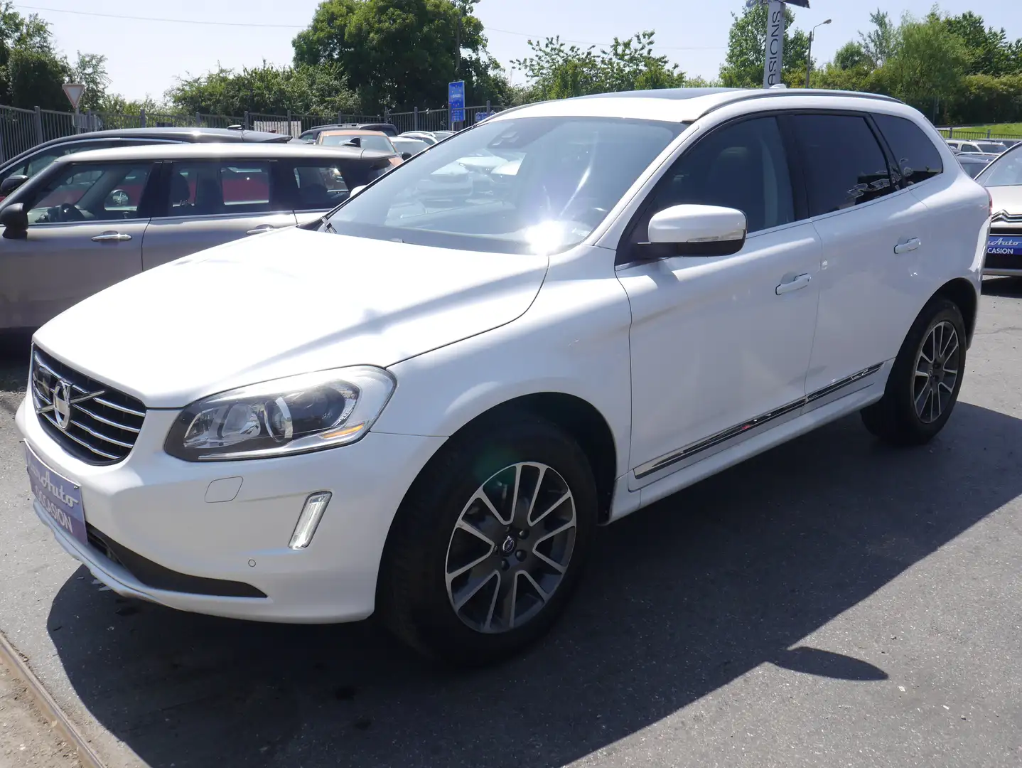 Volvo XC60 2.0 D4Geartronic*GPS*CUIR*TOIT PANO*CAMERA* White - 2