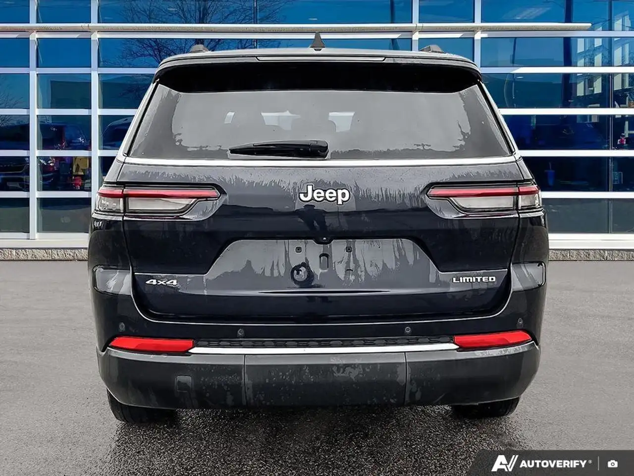 Jeep Grand Cherokee снимка Jeep Grand Cherokee