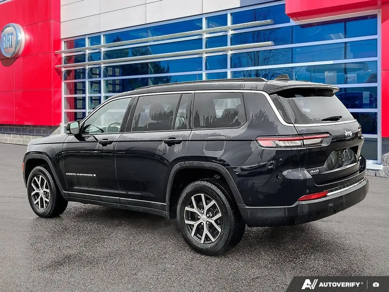 Jeep Grand Cherokee снимка Jeep Grand Cherokee