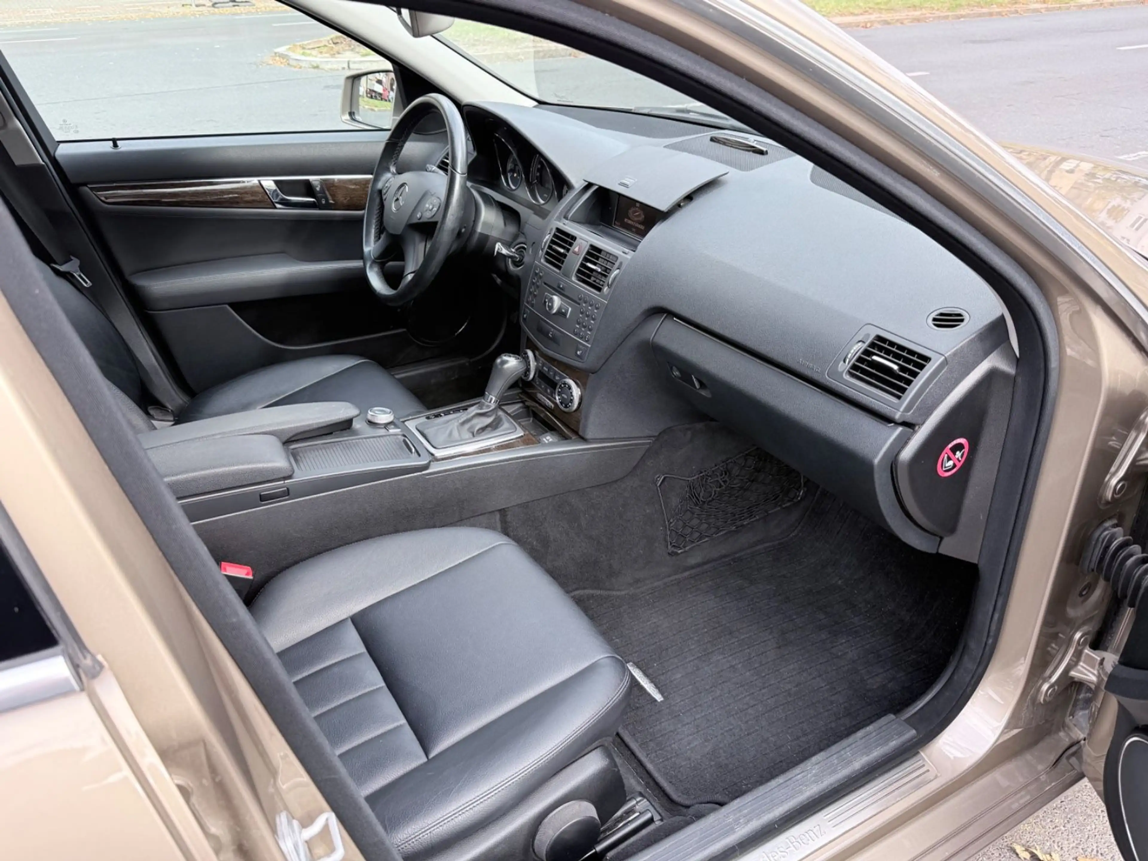 Mercedes-Benz C 350 CDI *AUTOMATIK*XENON*NAVI*SHZ*PDC* — photo 13