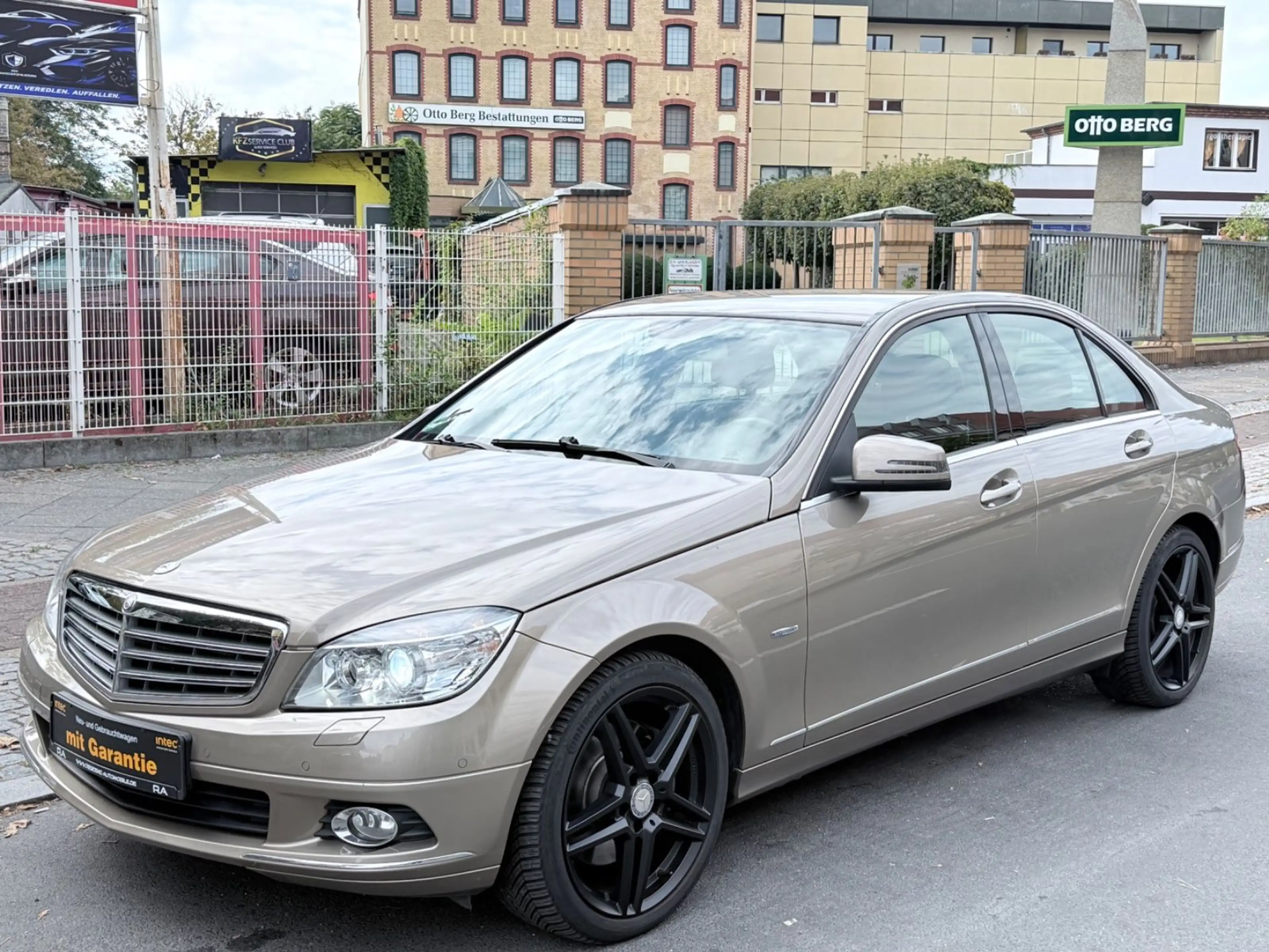 Mercedes-Benz C 350 CDI *AUTOMATIK*XENON*NAVI*SHZ*PDC*