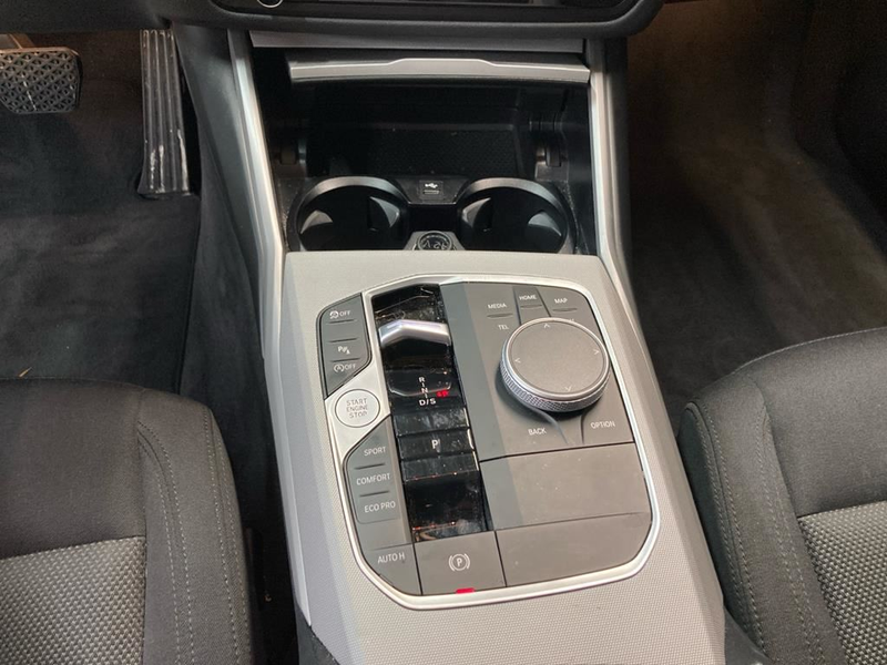 BMW 318 — photo 11