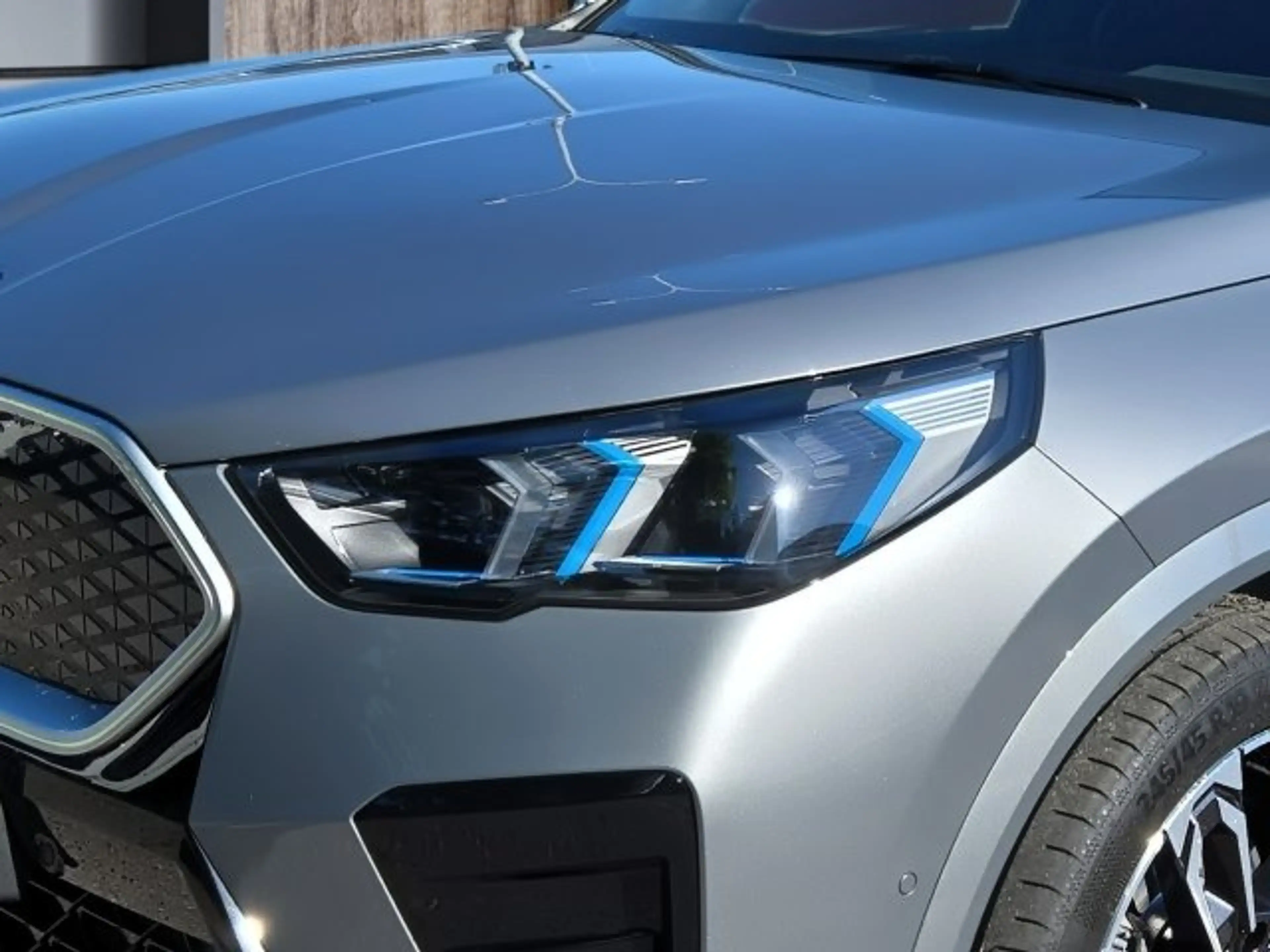 BMW iX2 eDrive 20 U10 — photo 7