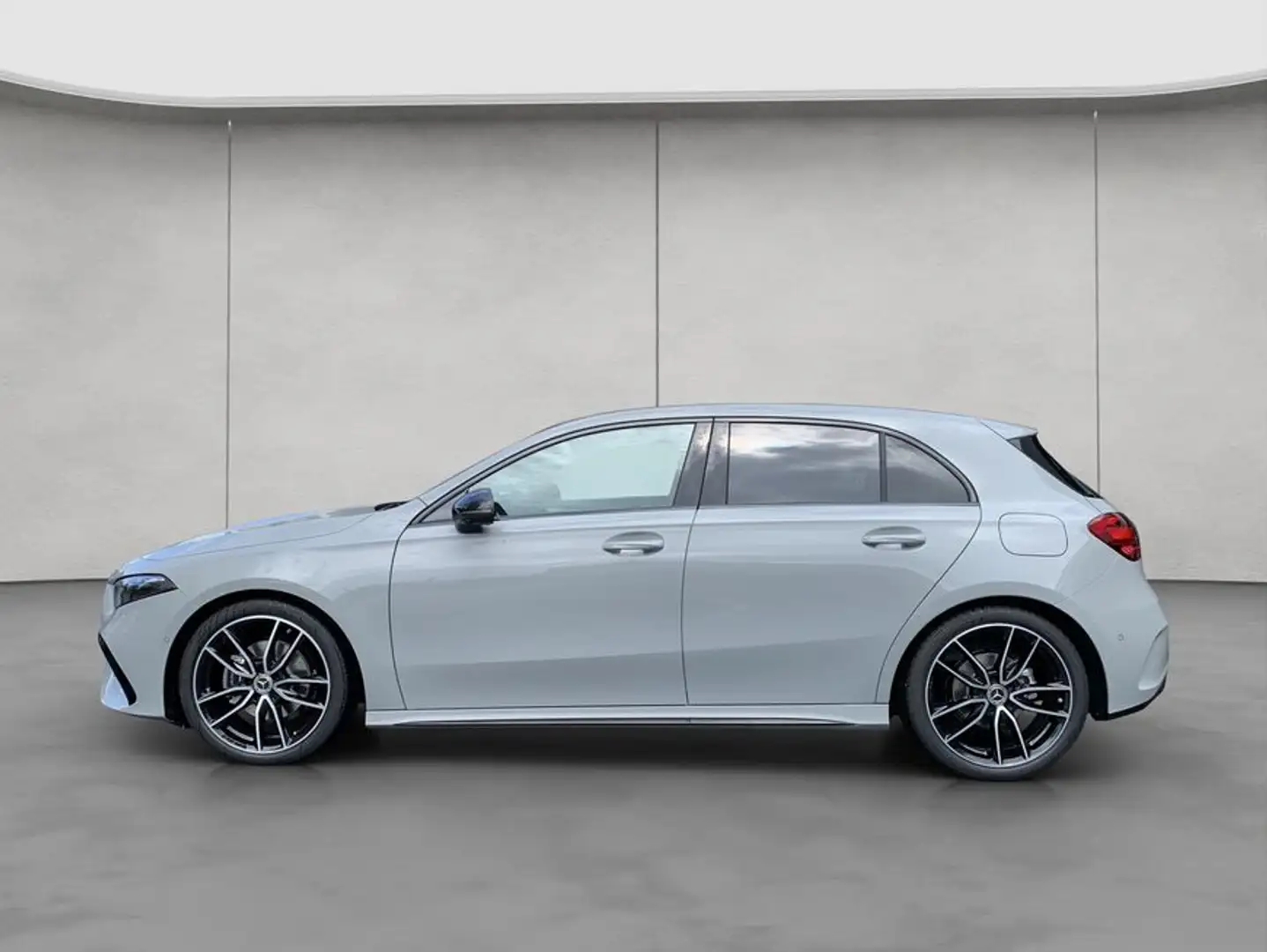 Mercedes-Benz A 180 A-Klasse Grau - 2