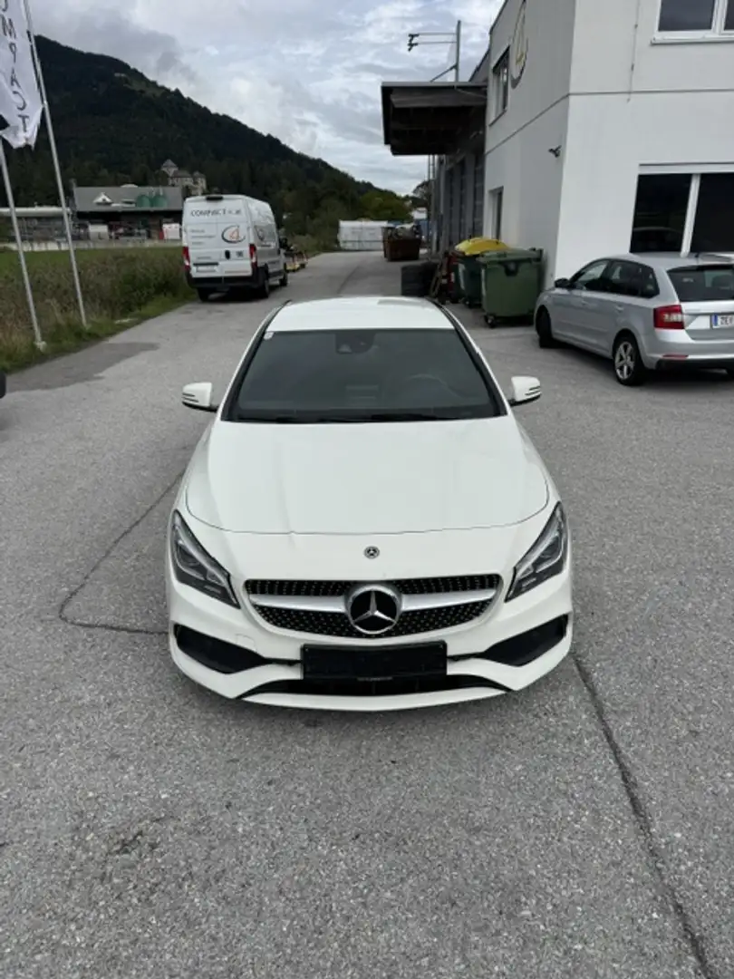 Mercedes-Benz CLA 220 CLA 220 d Shooting Brake Aut. AMG Line Weiß - 2