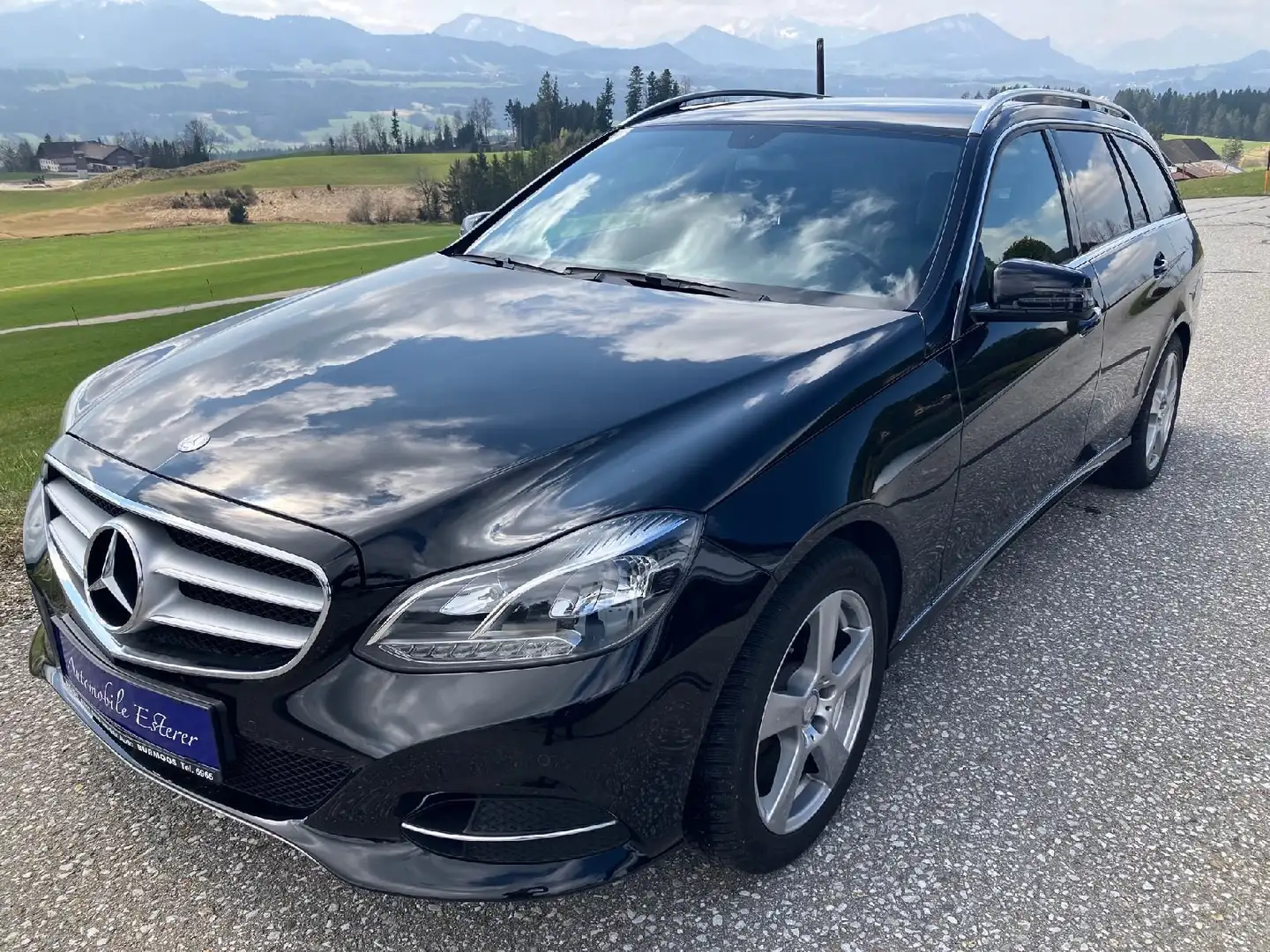Mercedes-Benz E 200 BlueTec Avantgarde, Aut, Navi, Bi-Xenon, AHK, PDC Noir - 1