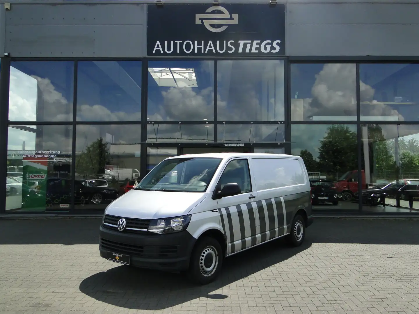 Volkswagen T6 Transporter T6 2.0 TDI Transporter Kasten 1.HAND NAVI PDC Grau - 1