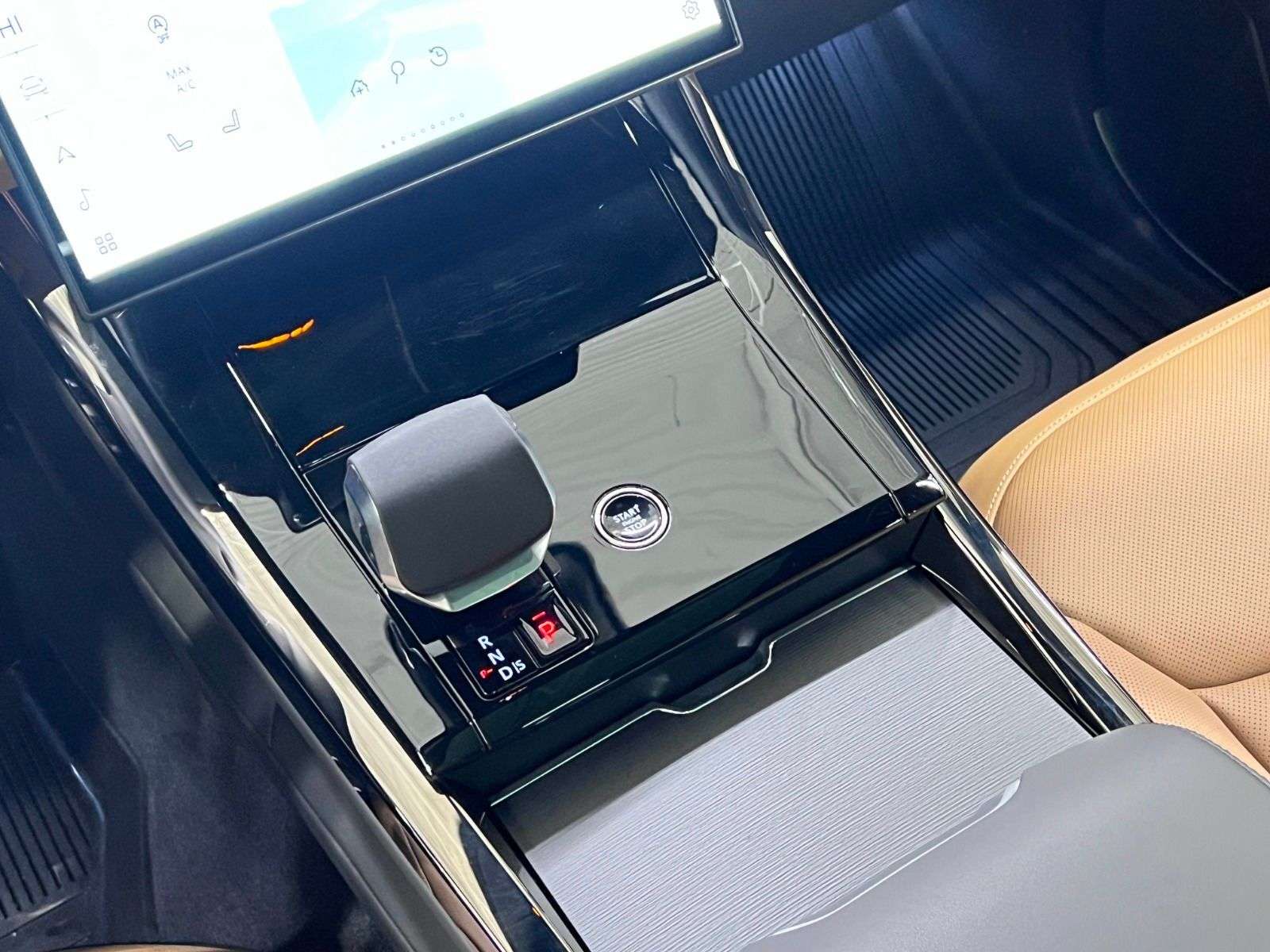 2026 Land Rover Range Rover Sport P400 DYNAMIC HSE thumb 17
